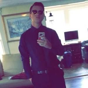 Meet your Posher, Chris